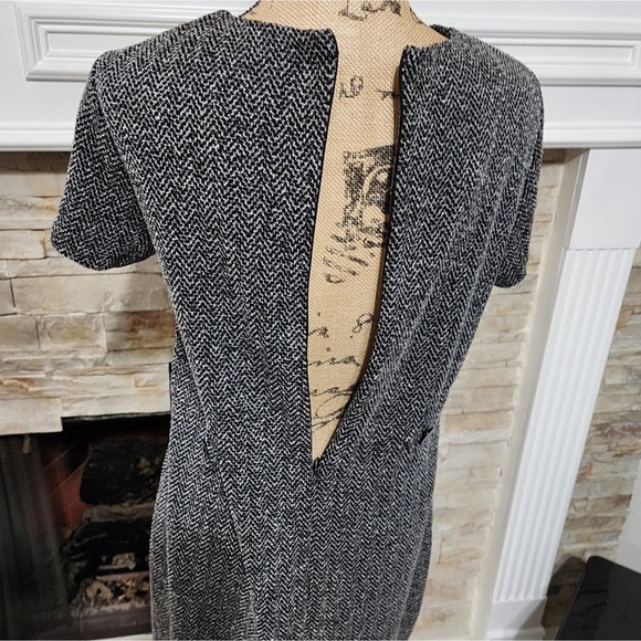 TAHARI Tweed Black and White Academia Sheath Dress Size Medium - Picture 7 of 8